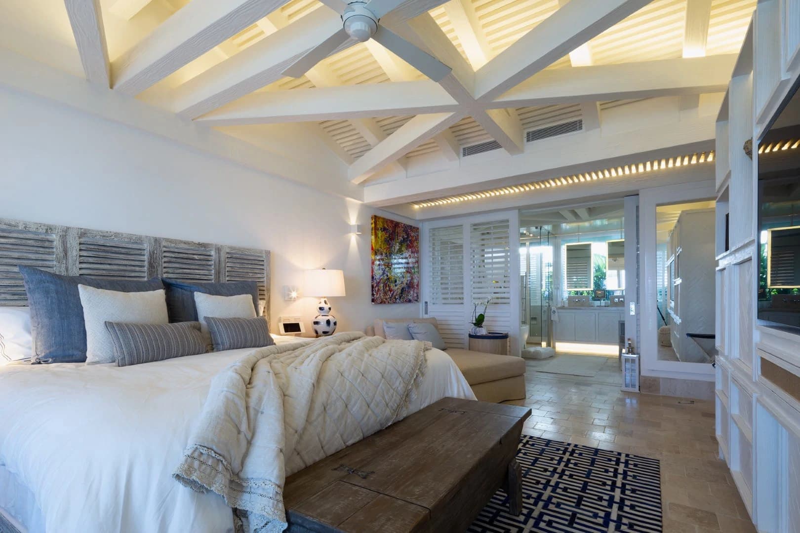 High-Performing Cancun Beachfront Turnkey Villa - photo 23