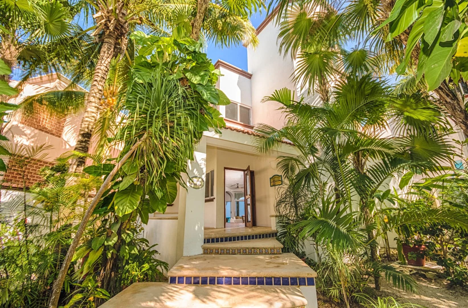 5 Bedroom Akumal Beachfront Villa - photo 68
