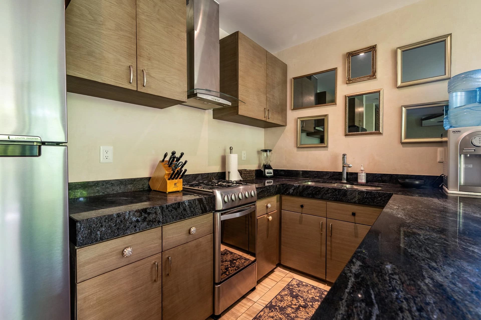 Multi-Unit: 3 Condos + Commercial Space - photo 43