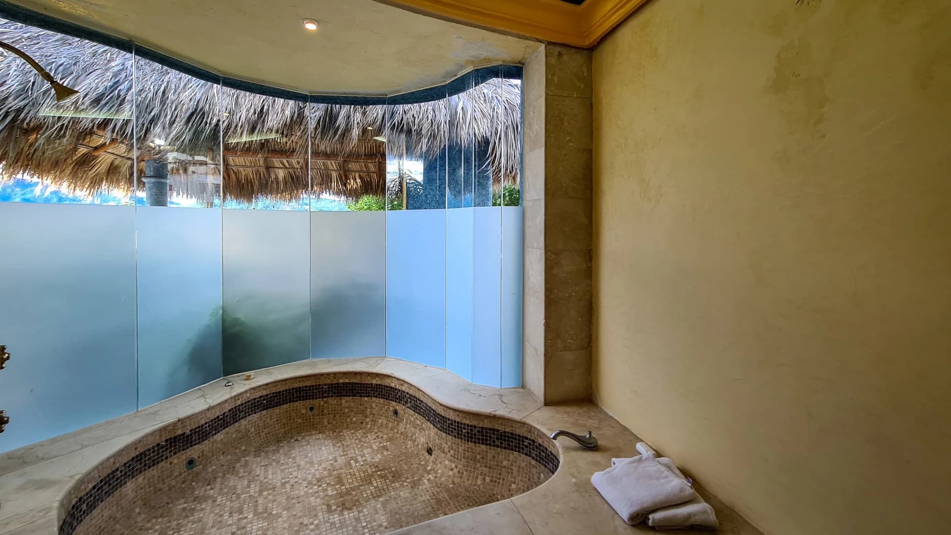 Carey 4 Bedroom Oceanview Villa - photo 22