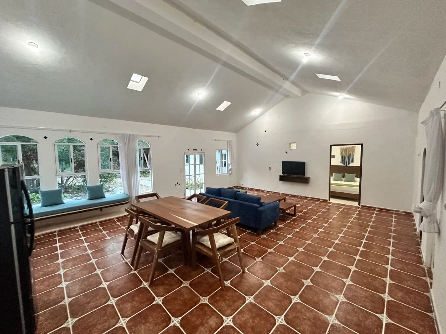 Jungle Homes on 2.5 Acres - photo 8
