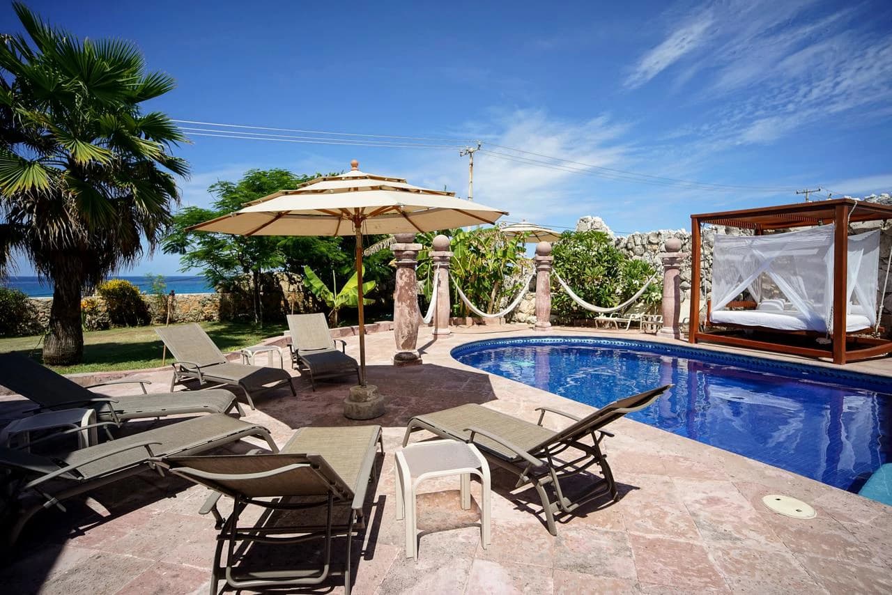 Casa de las Cúpulas 6 Bedroom Ocean View Villa - photo 3