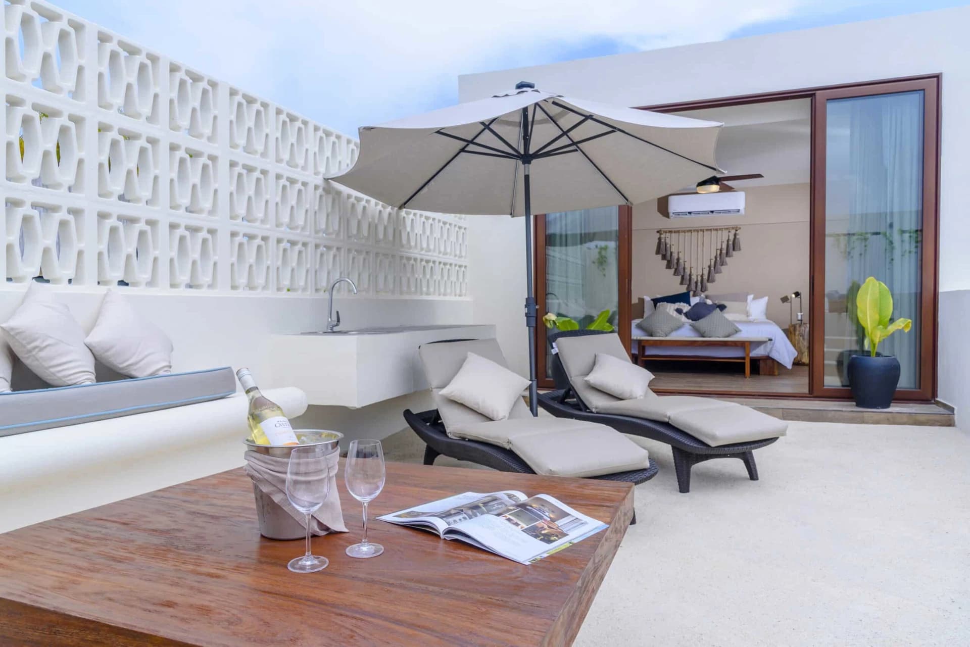 25 Room Boutique Hotel - photo 7