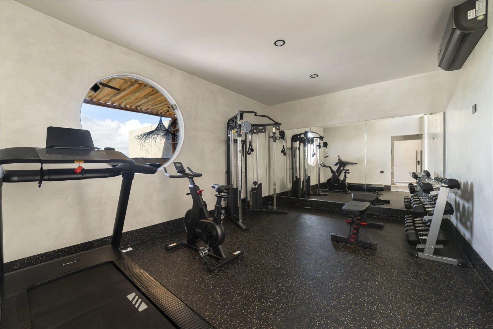 Neea 3 Bedroom Beachfront Condo - photo 25