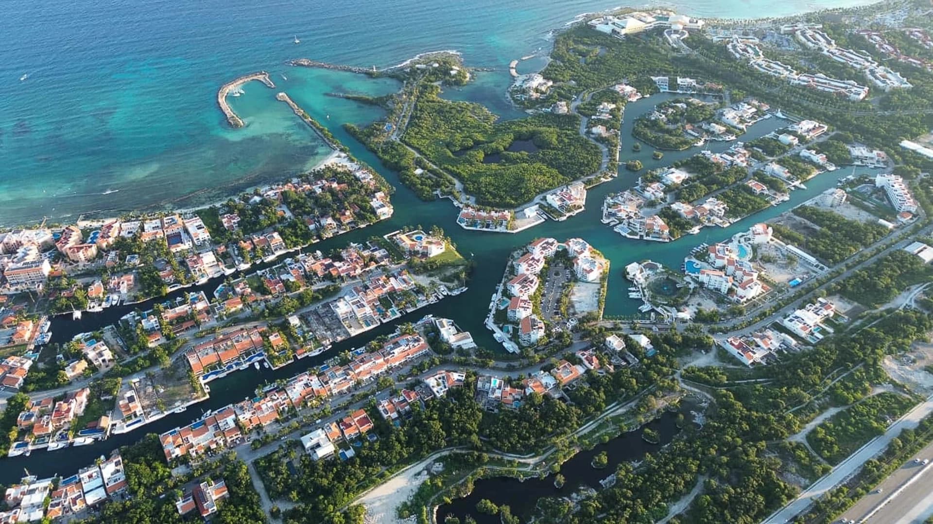 Gran Peninsula 4 Bedroom waterfront Condo - photo 15