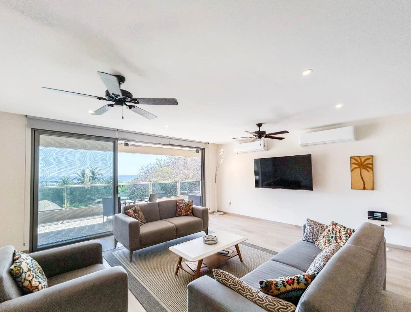 Cosmo 11 – 2 Bedroom Oceanview Condo - photo 17