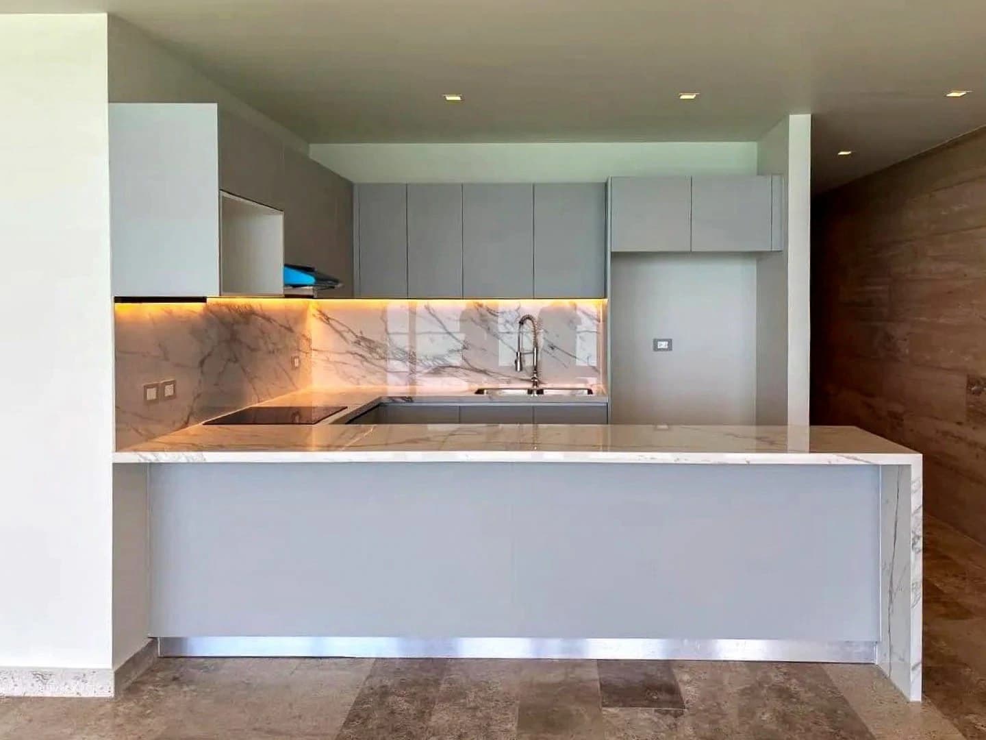 Catavento 3 Bedroom Beachfront Condo - photo 29