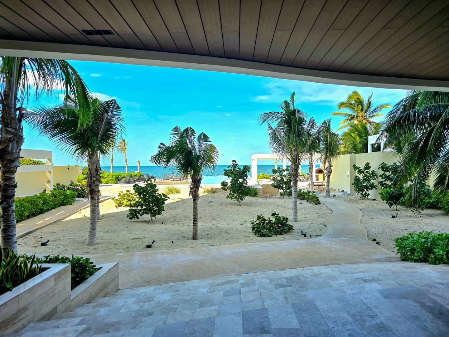 Catavento 3 Bedroom Beachfront Condo - photo 24