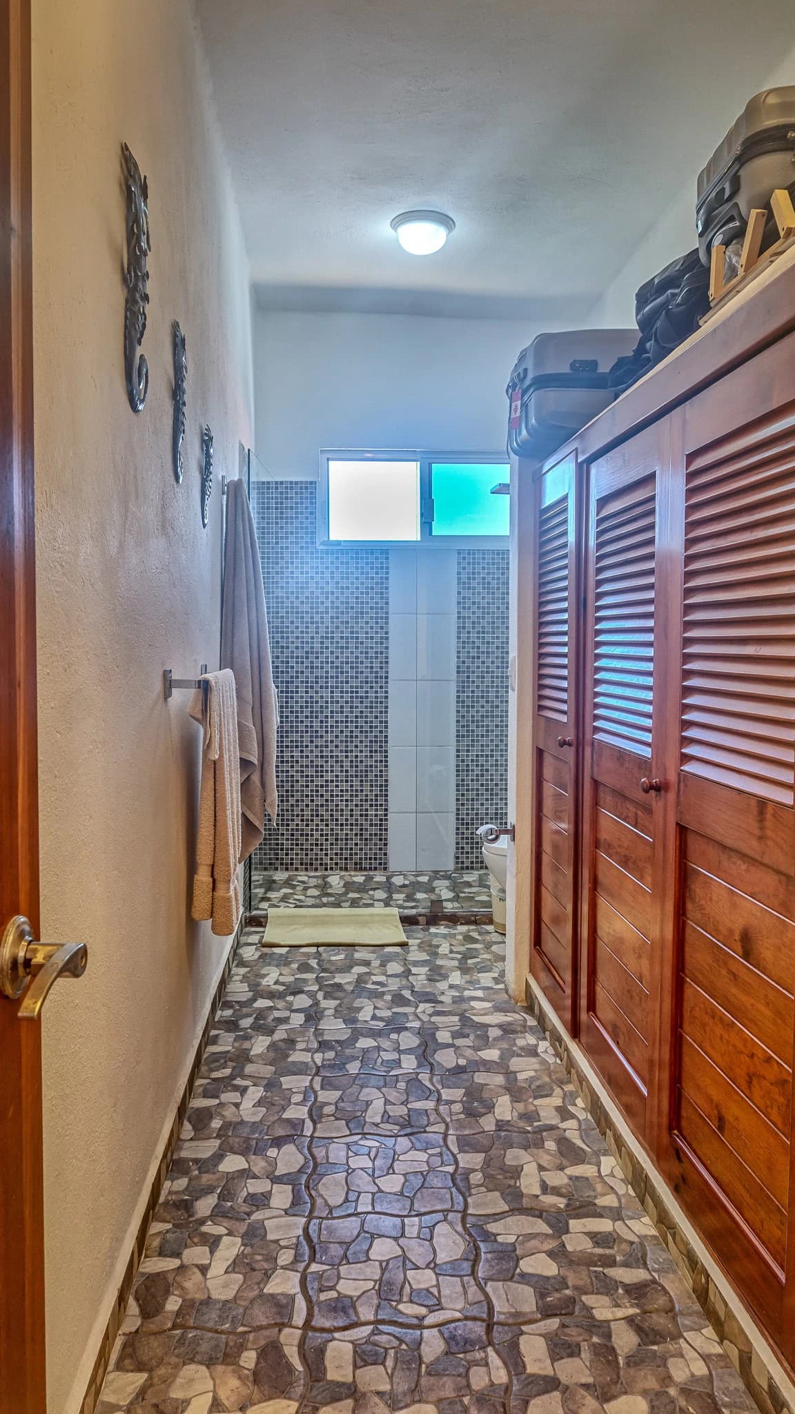 Casa Salchi 3 Bedroom Oceanview Home - photo 37