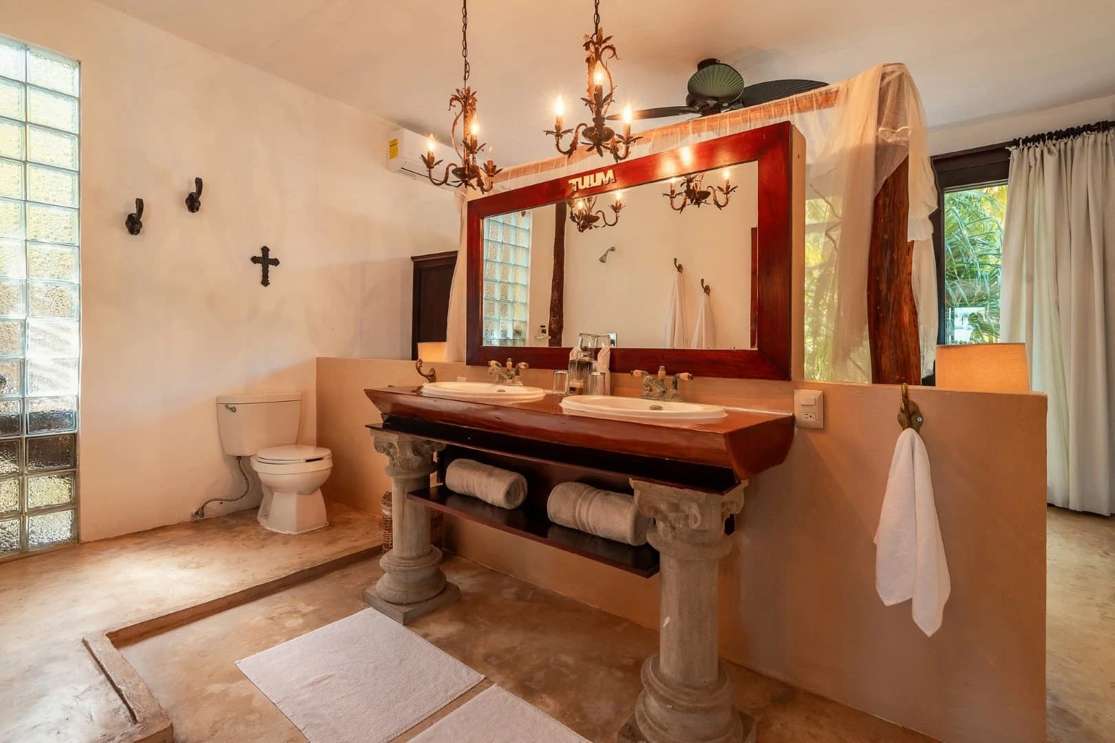 Casa Chic 7 Bedroom Beachfront Villa - photo 89