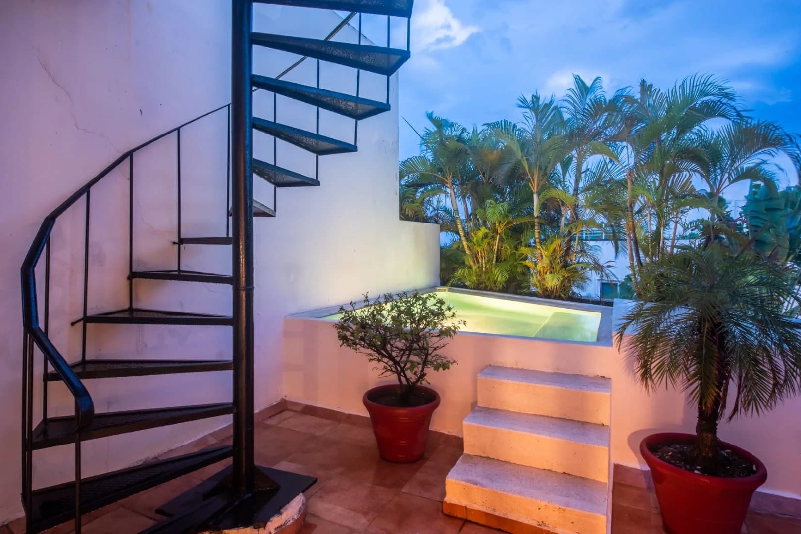 Bosque Los Aluxes 301 Penthouse - photo 30