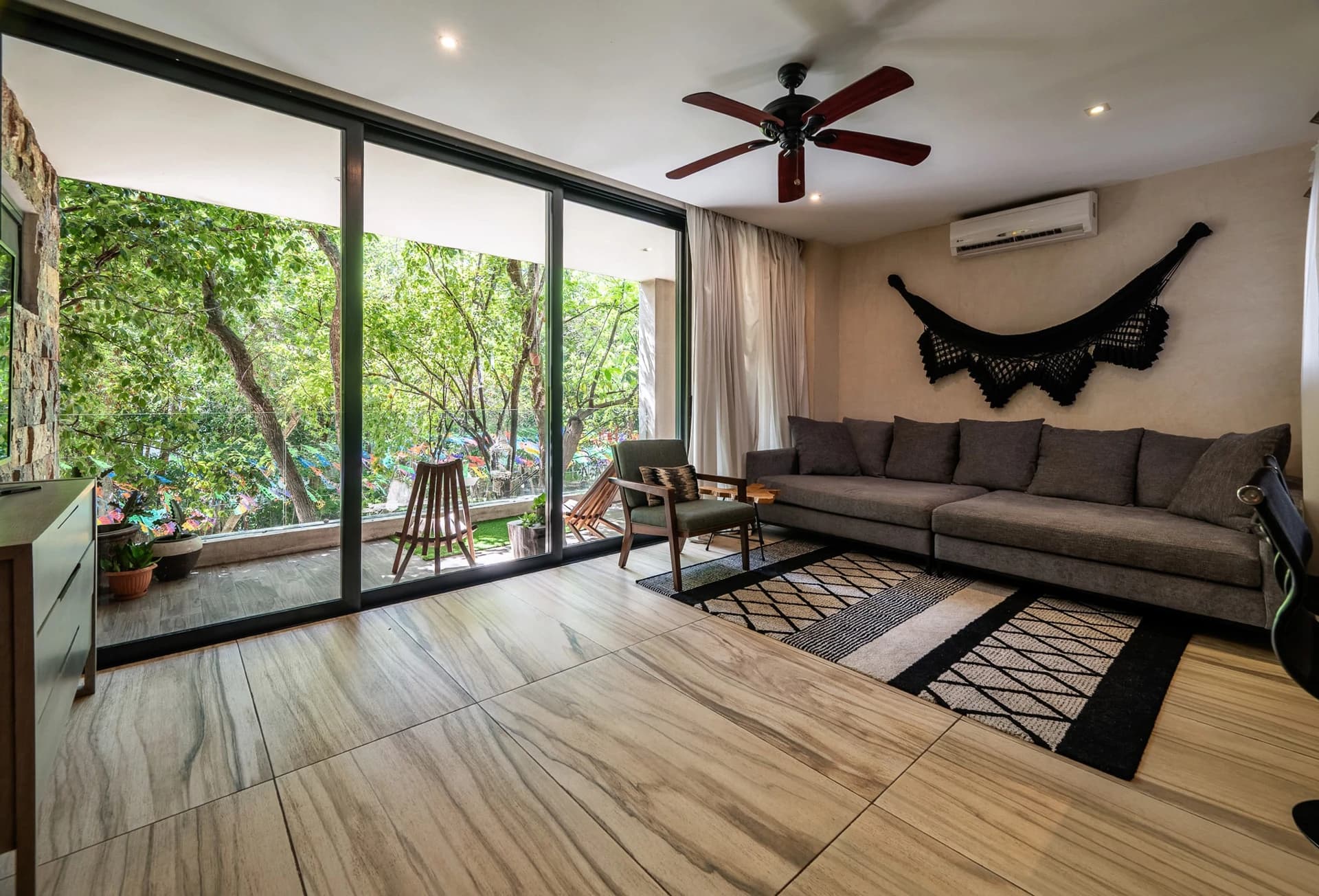Multi-Unit: 3 Condos + Commercial Space - photo 46