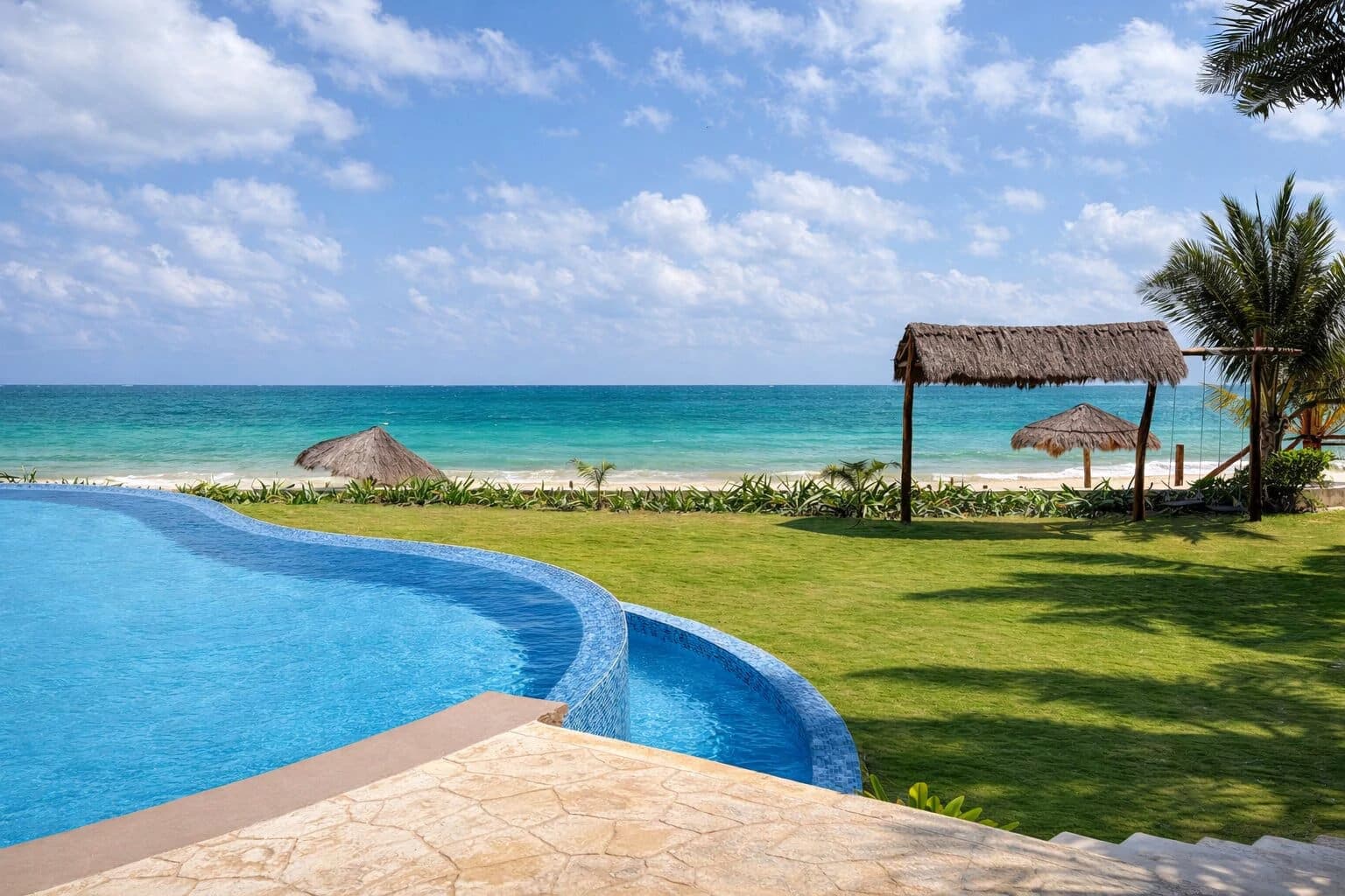 Villa Solé 4 Bedroom Beachfront Home - photo 8