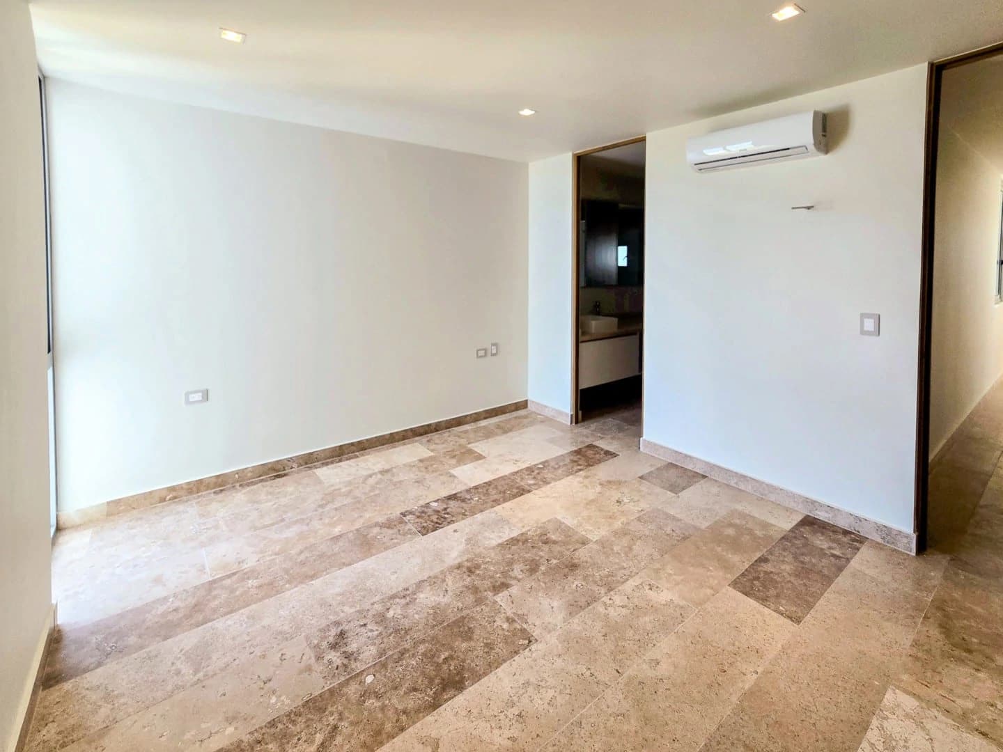 Catavento 3 Bedroom Beachfront Condo - photo 9