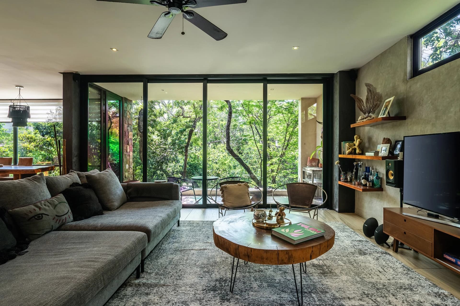 Multi-Unit: 3 Condos + Commercial Space - photo 10