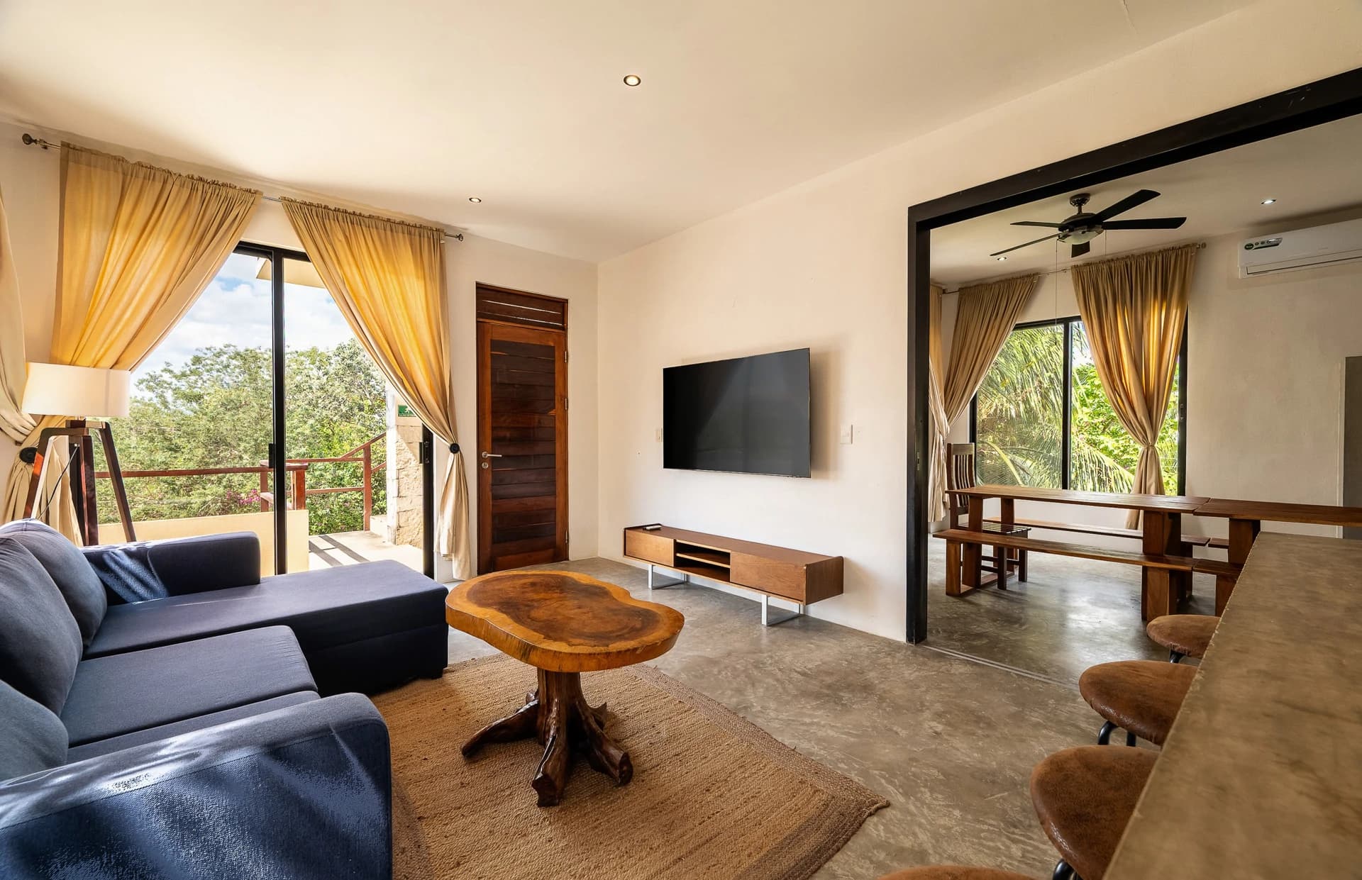 10 Unit Hotel/Apartment Building - photo 3