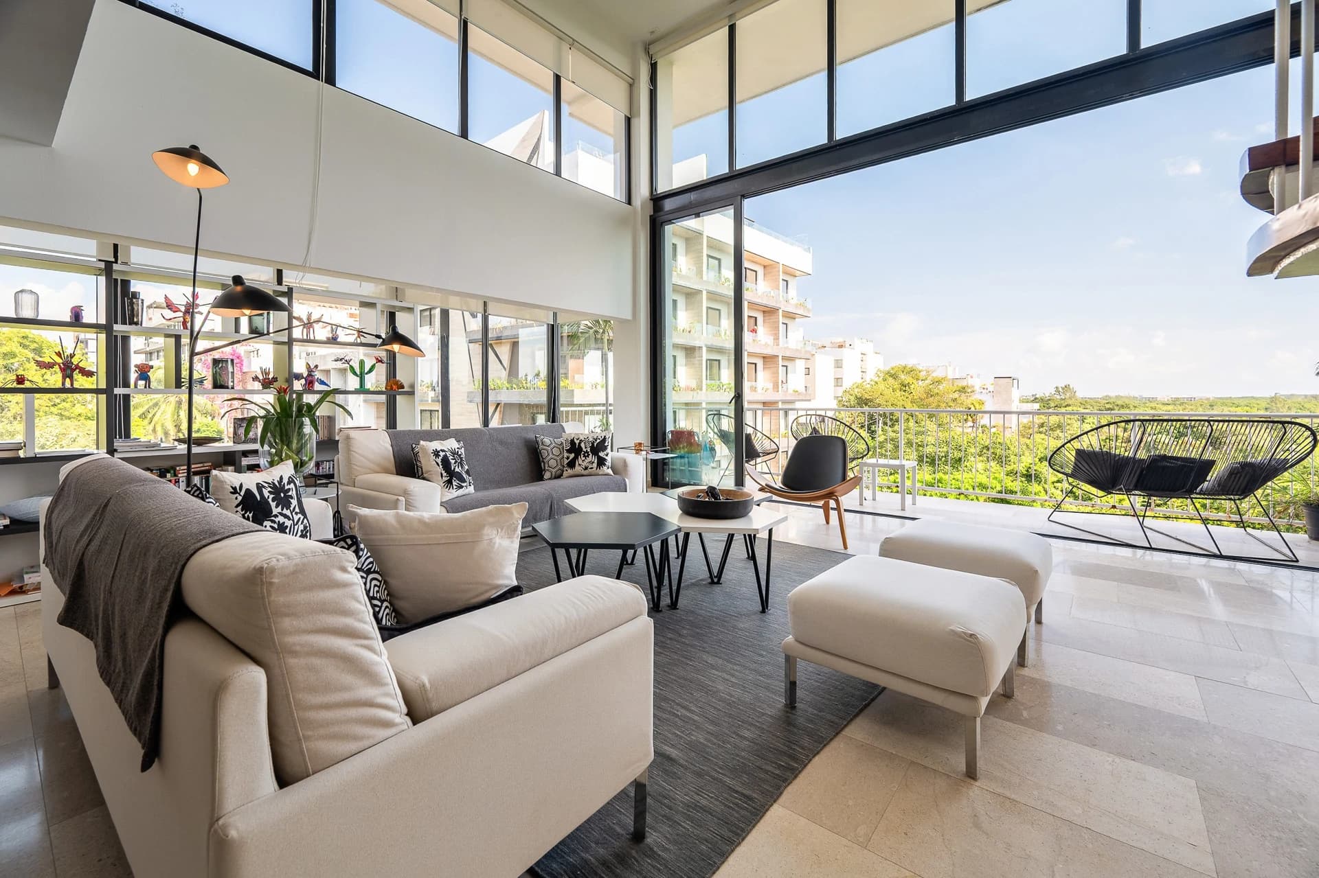 Siaan 4 Bedroom Penthouse - photo 1