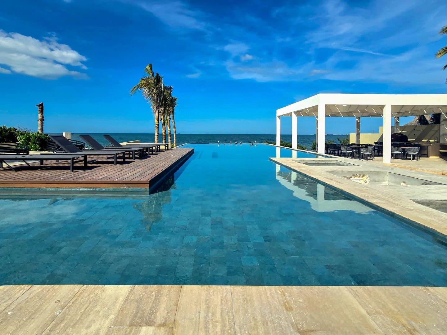 Catavento 3 Bedroom Beachfront Condo - photo 16