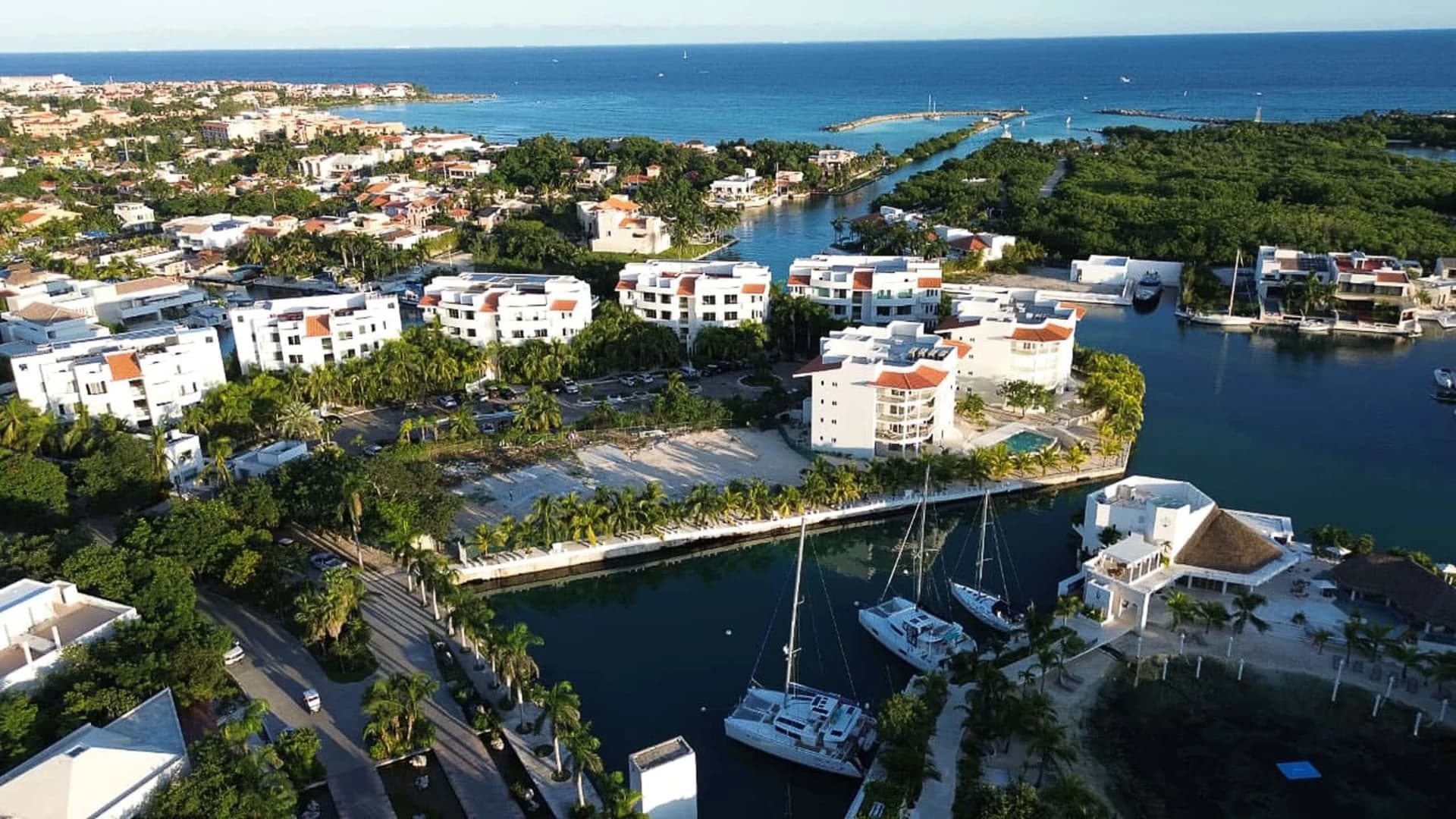 Gran Peninsula 4 Bedroom waterfront Condo - photo 13