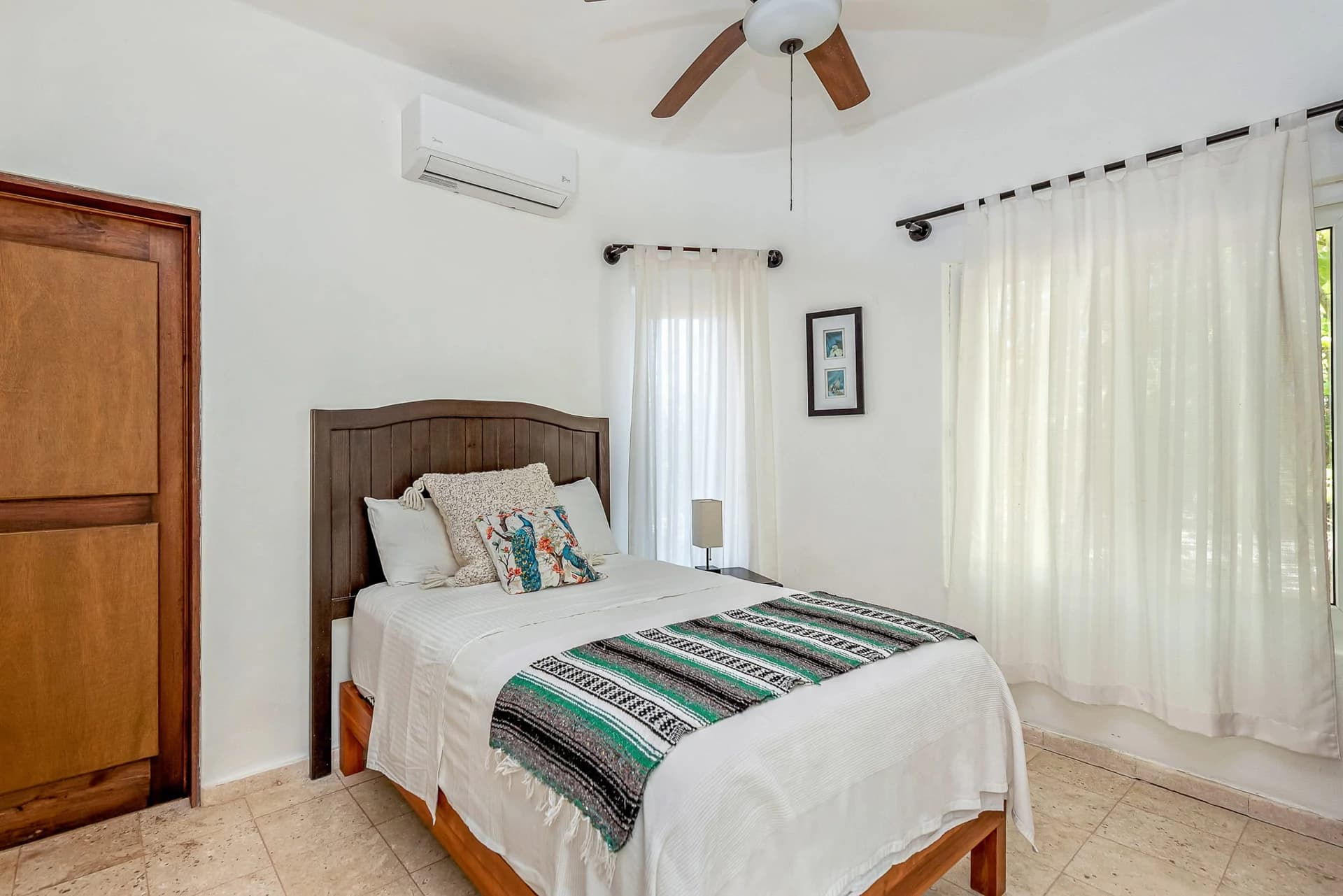 Casa Sofia 5 Bedroom Beachfront Villa - photo 30