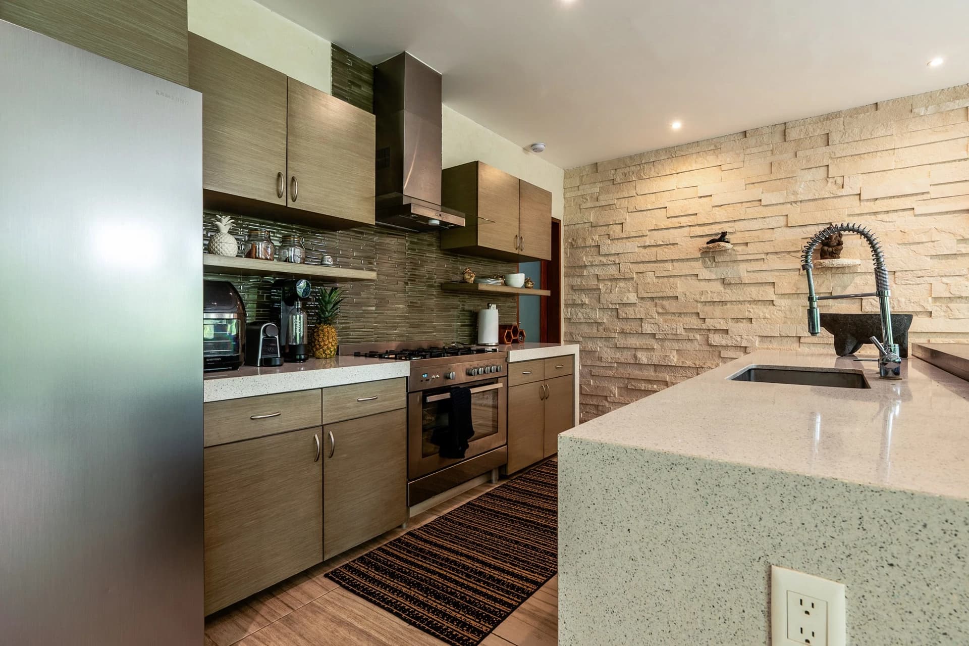 Multi-Unit: 3 Condos + Commercial Space - photo 13