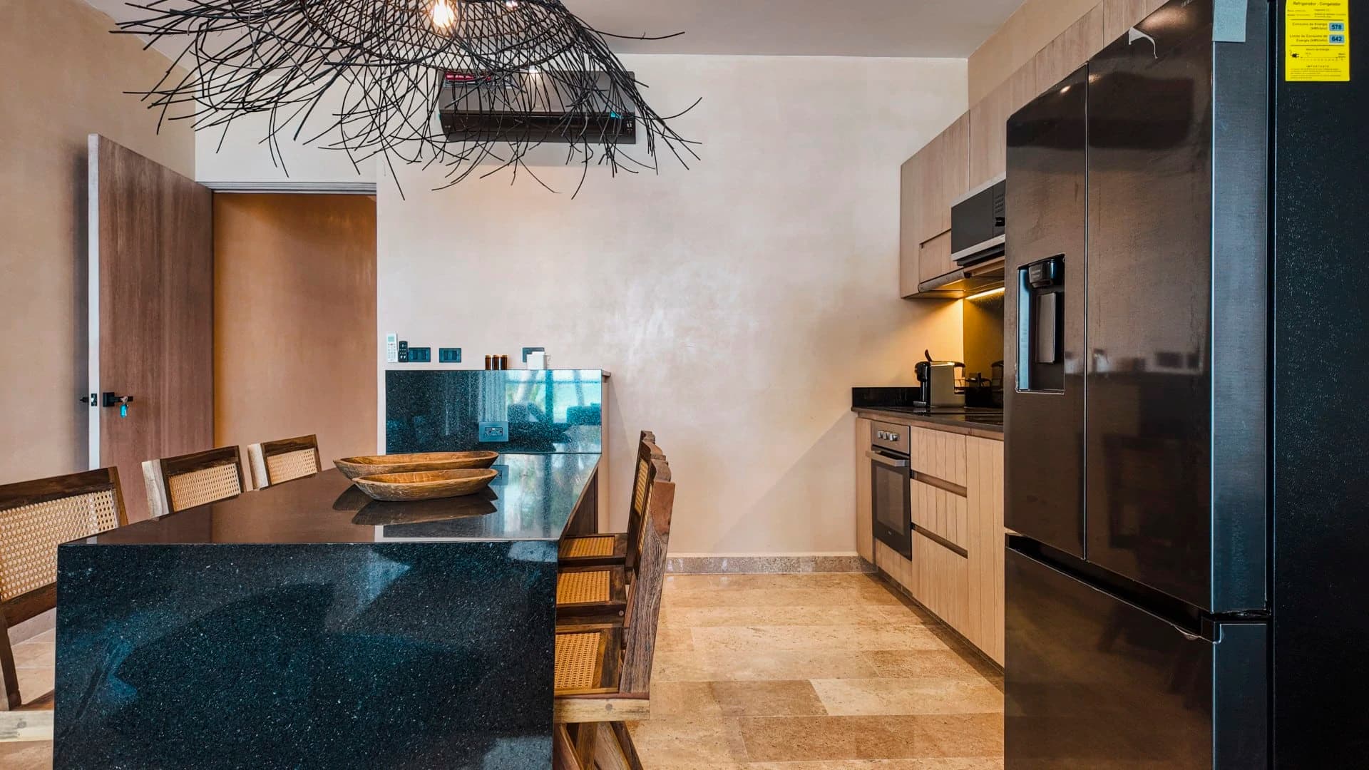Neea 3 Bedroom Beachfront Condo - photo 23