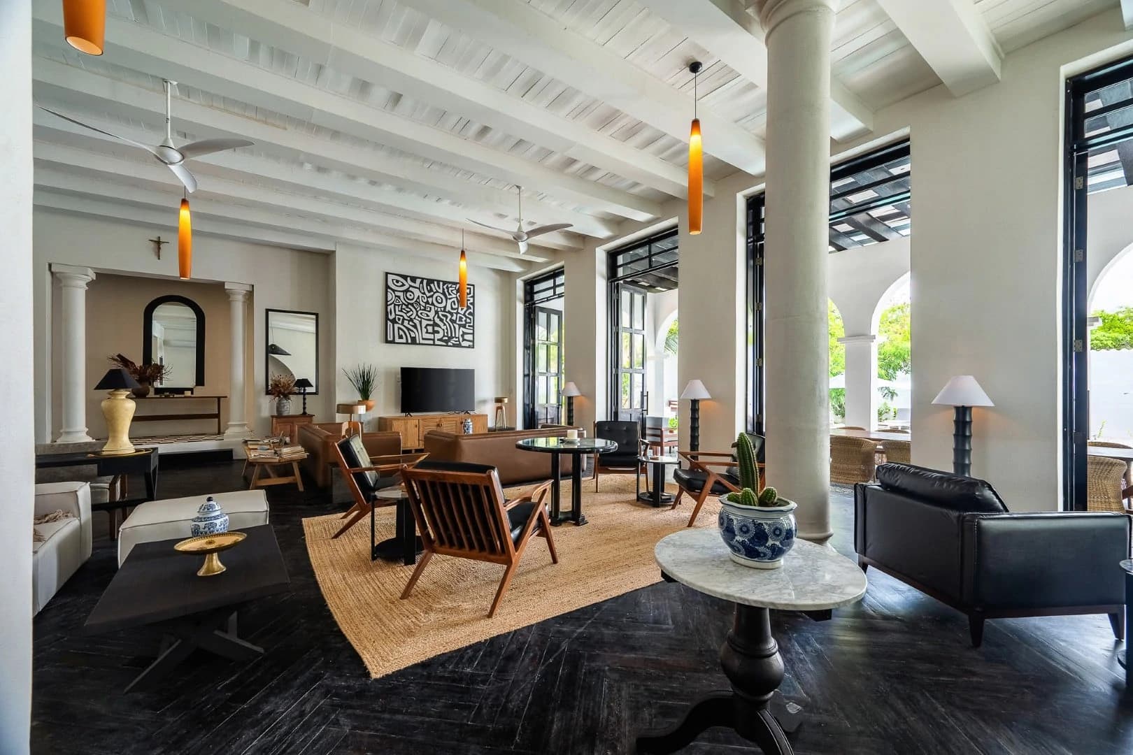 Rae’s Villa - photo 2