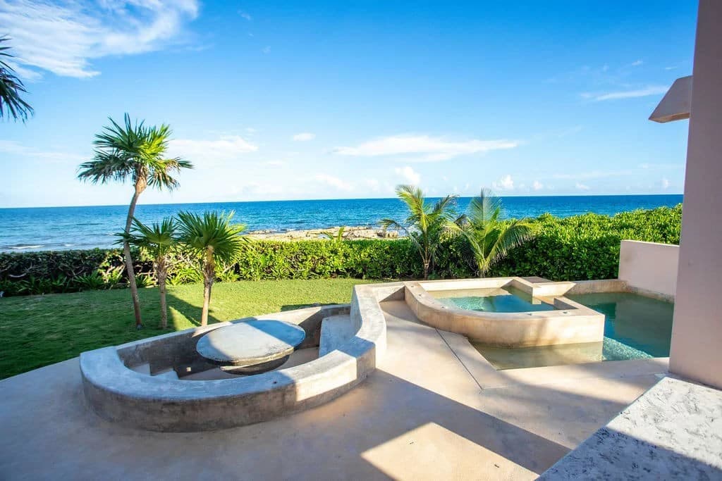 Fantasea 9 – 8 Bedroom Beachfront Villa - photo 9