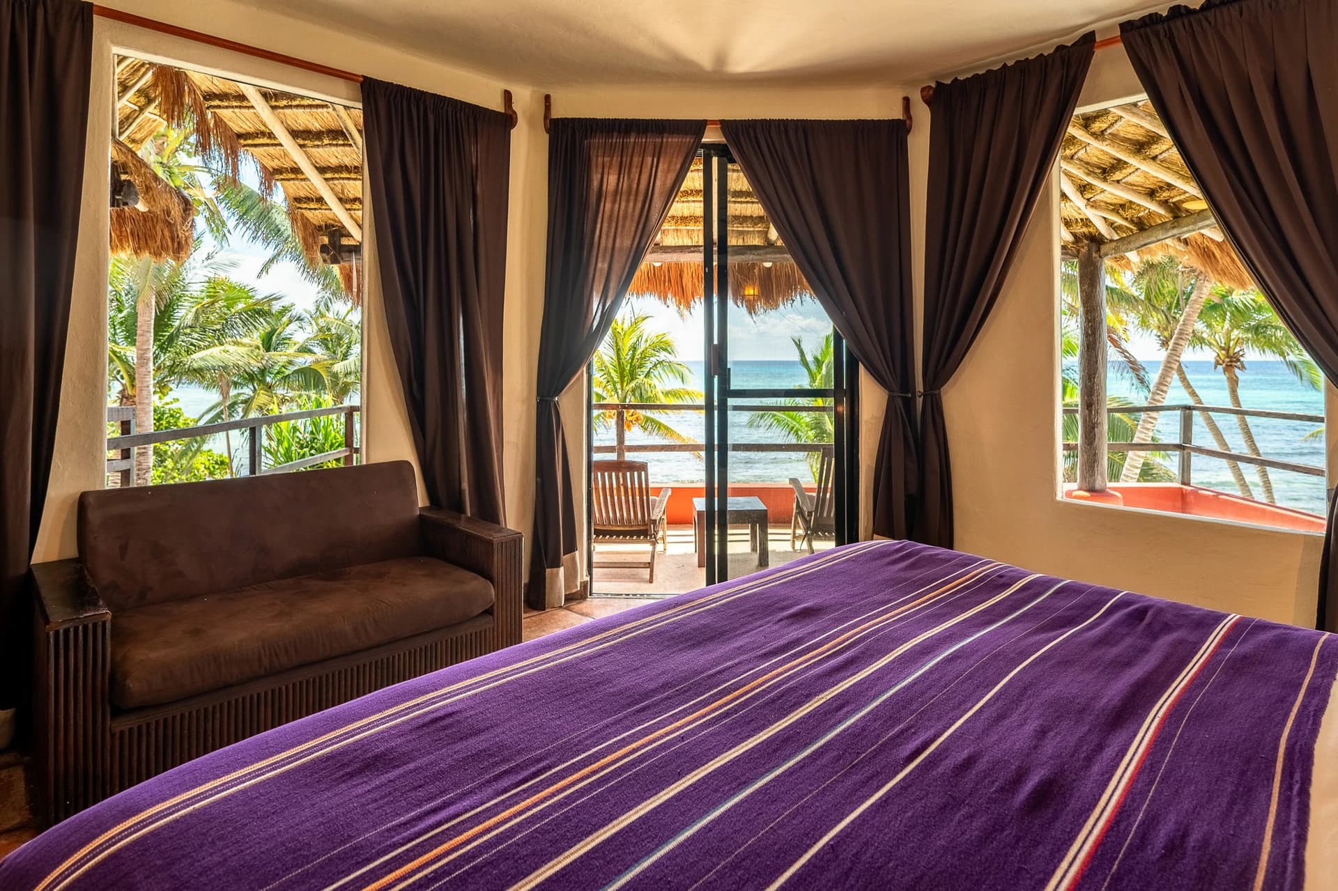 Jade Bay 9 – 7 Bedroom Beachfront Villa - photo 4