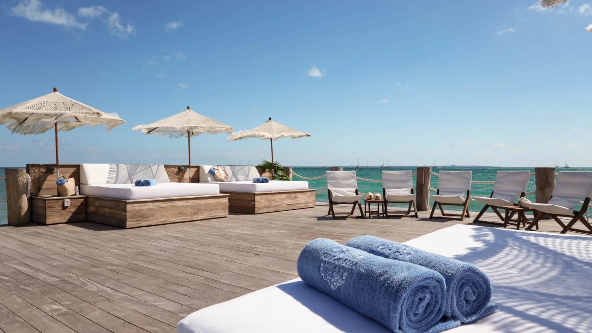 High-Performing Cancun Beachfront Turnkey Villa - photo 25