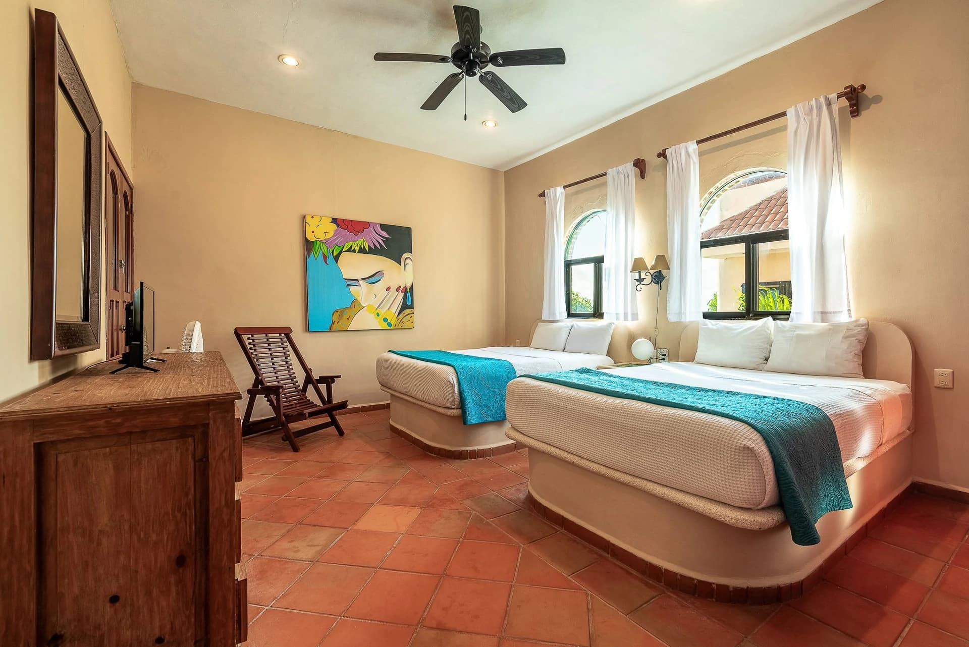 Casa Tres Palmeras 4 Bedroom Beachfront Villa - photo 27