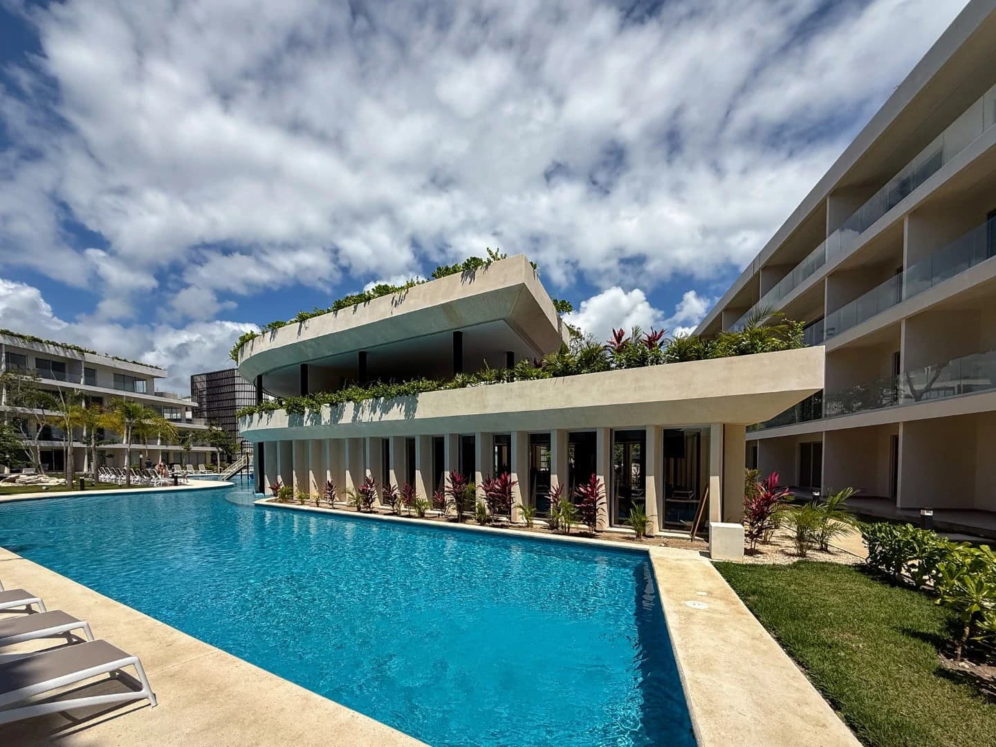 The Leaf Playacar 3-Bedroom Penthouse - photo 9