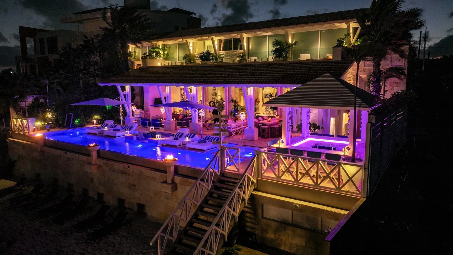 High-Performing Cancun Beachfront Turnkey Villa - photo 20