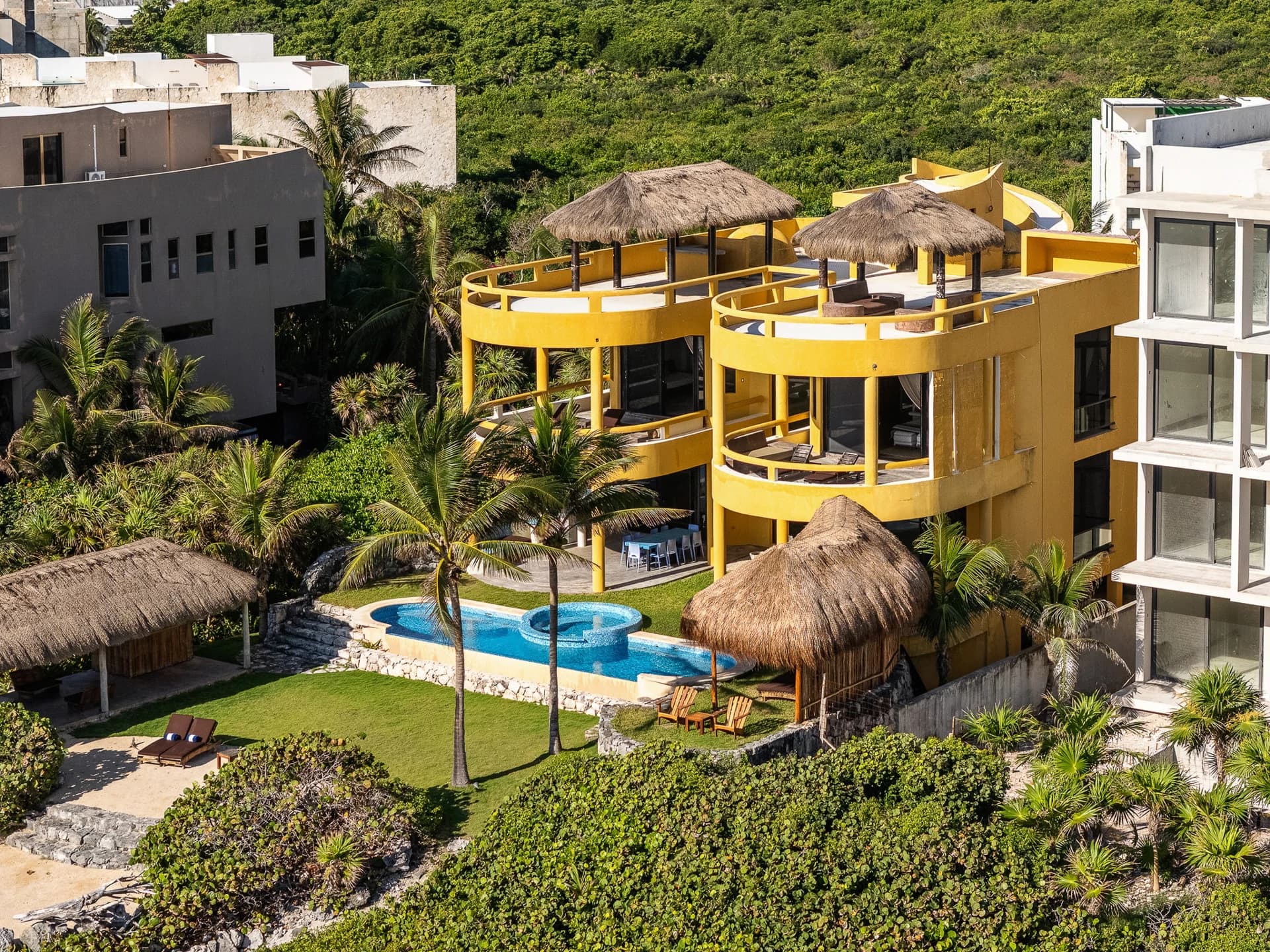 Punta Sur 9 Bedroom Oceanfront Home - photo 28