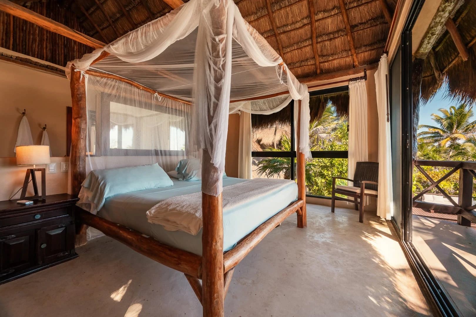 Casa Chic 7 Bedroom Beachfront Villa - photo 47