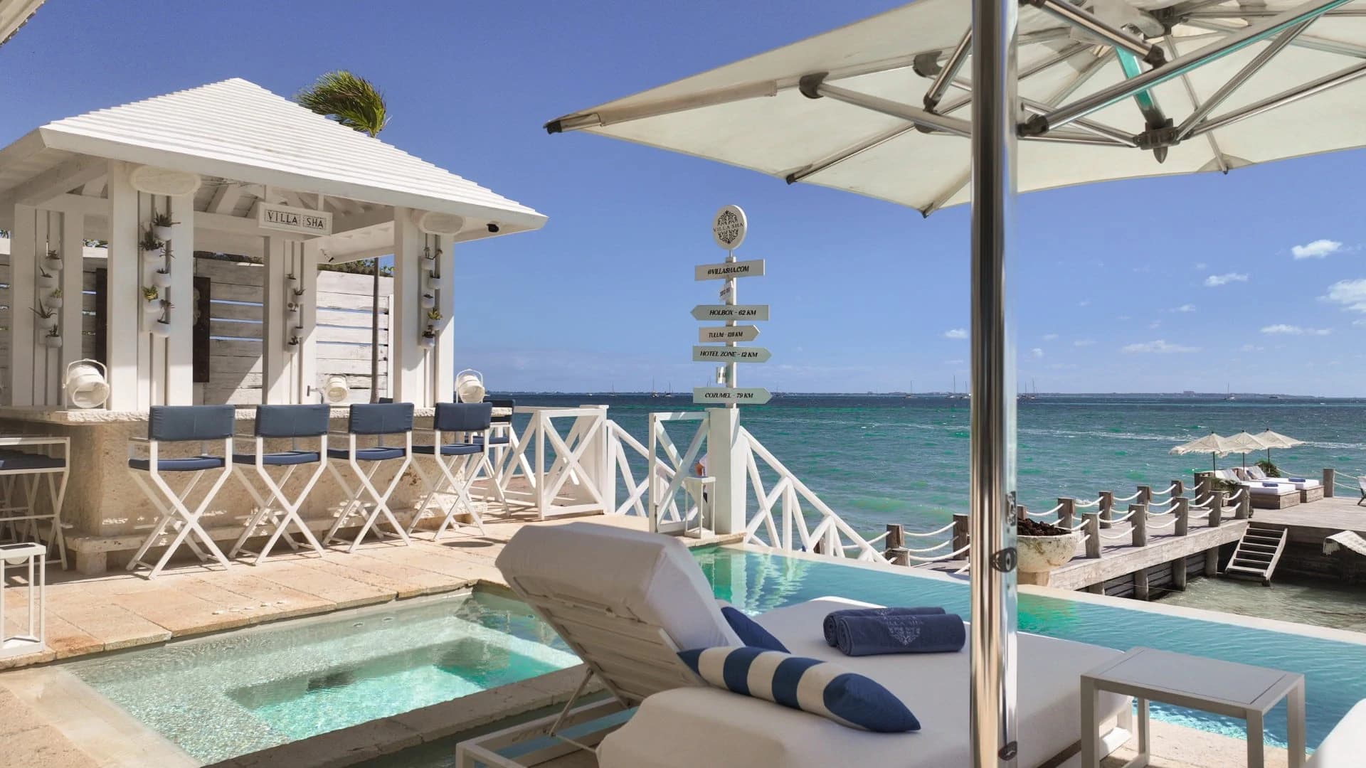 High-Performing Cancun Beachfront Turnkey Villa - photo 26
