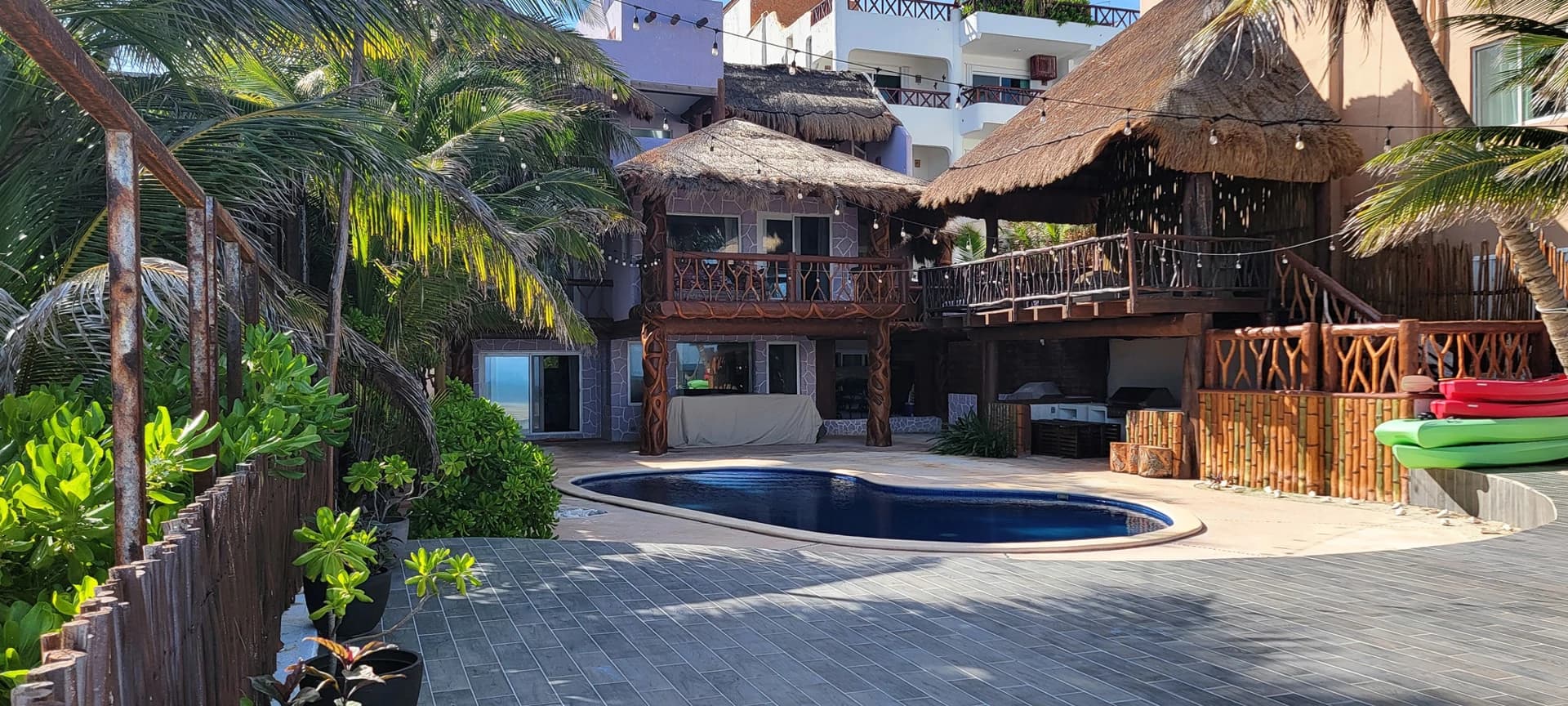 Sirena 5 Bedroom Beachfront Villa - photo 4