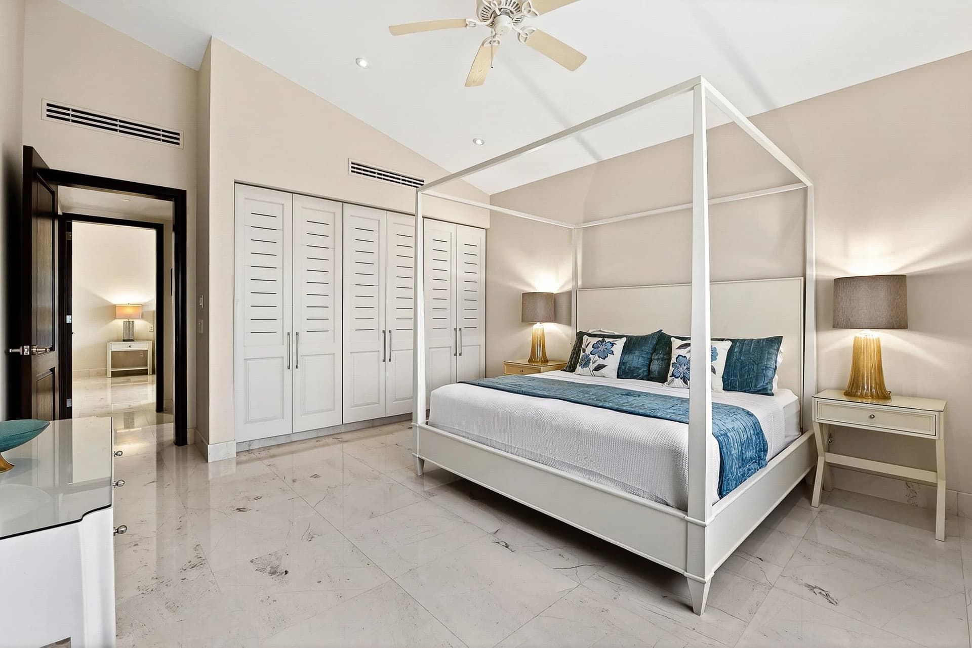 Marina Palms 5 Bedroom Waterfront Villa - photo 58