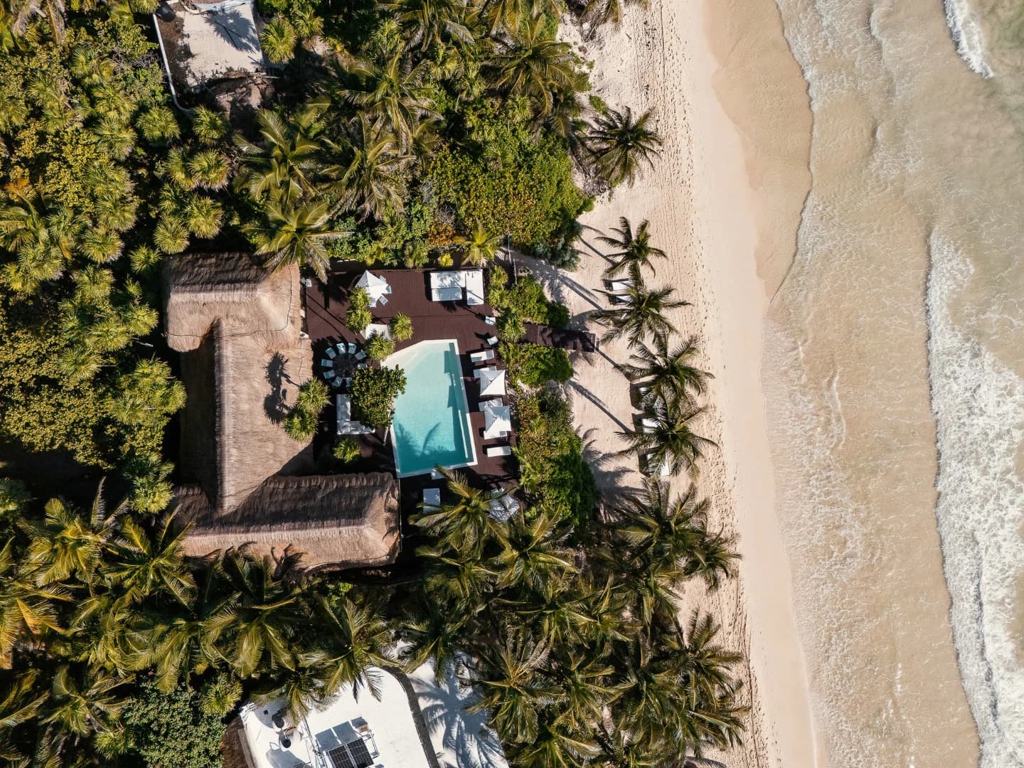 Casa Chic 7 Bedroom Beachfront Villa - photo 100