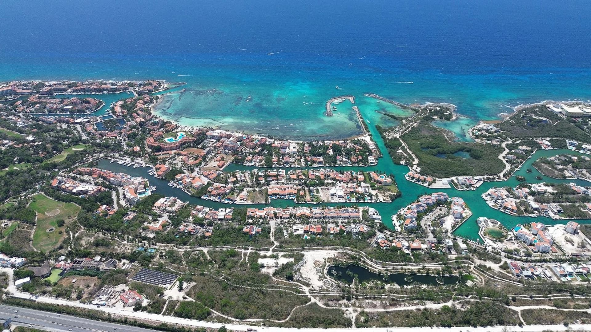 Gran Peninsula 4 Bedroom waterfront Condo - photo 12