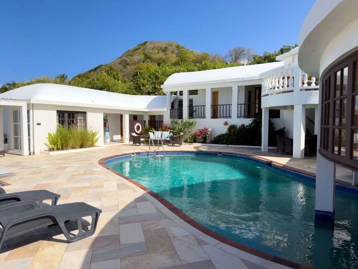 Villa Xanadu, Cap Estate.