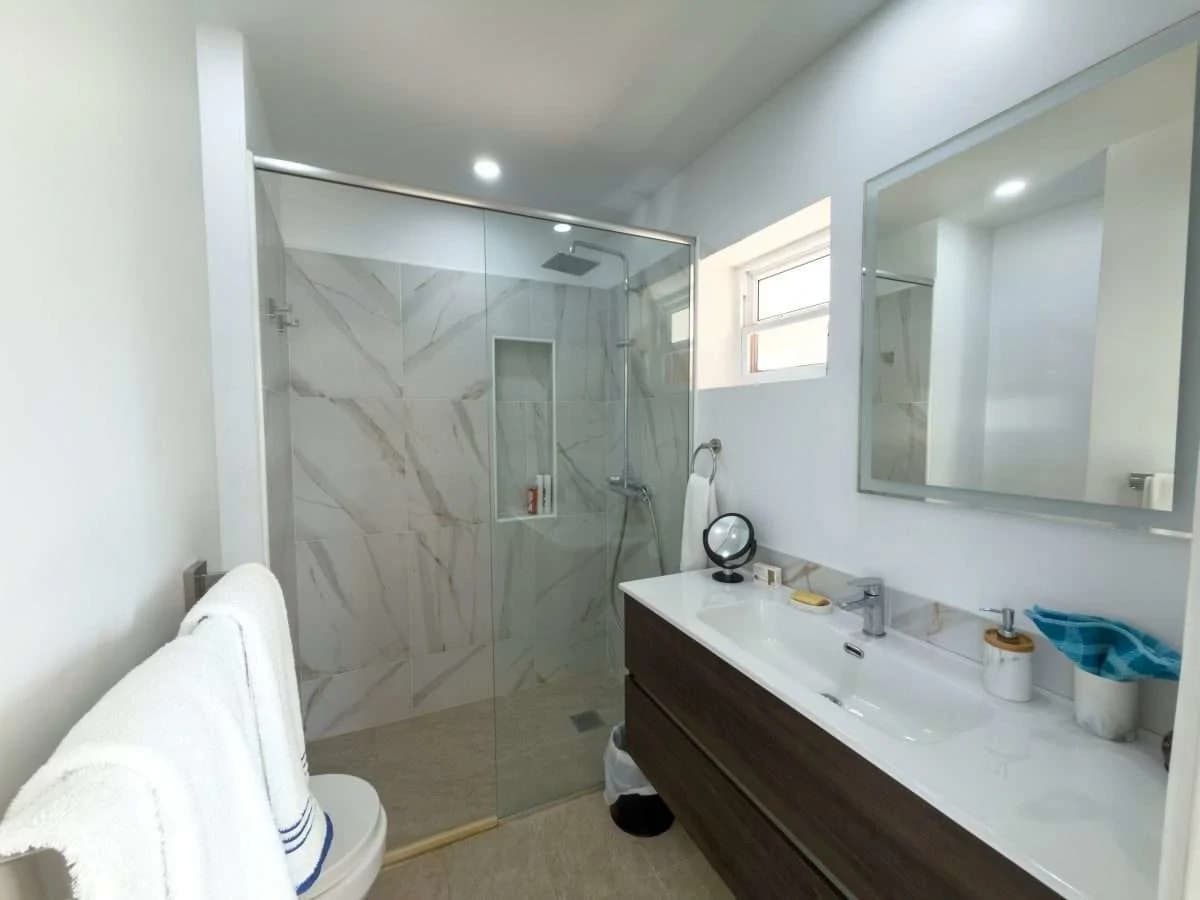 Villa Xanadu, Cap Estate. - photo 14