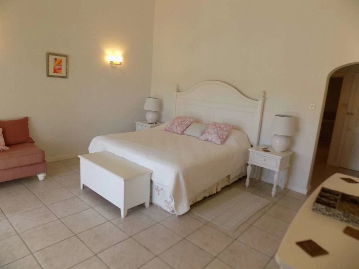 The Harbour #16, Rodney Bay. - photo 11