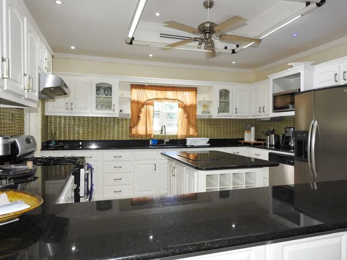 Four Bed Villa, Cap Estate. - photo 5