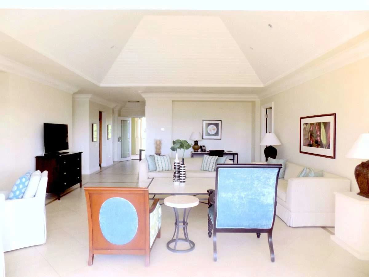 Apt 931, Penthouse, The Landings. - photo 2