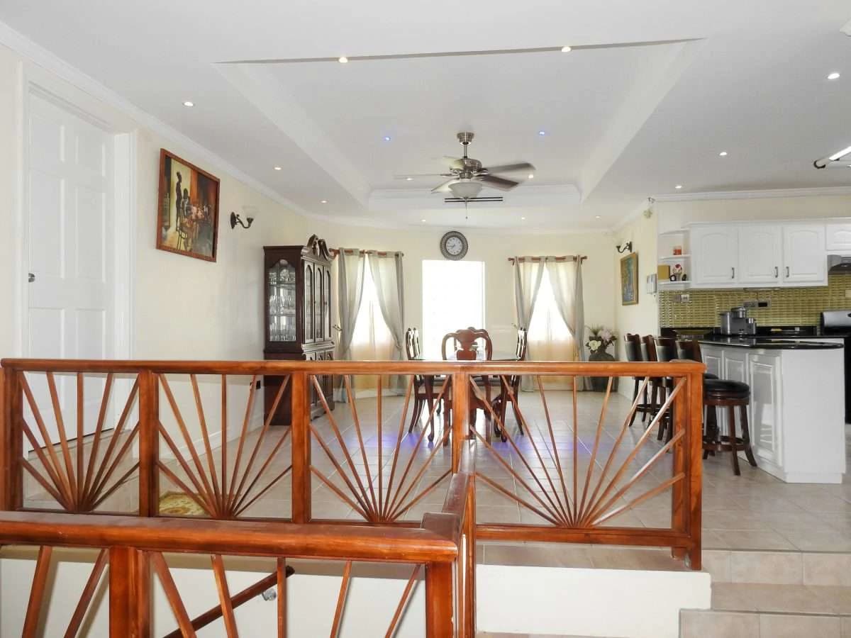 Four Bed Villa, Cap Estate. - photo 6