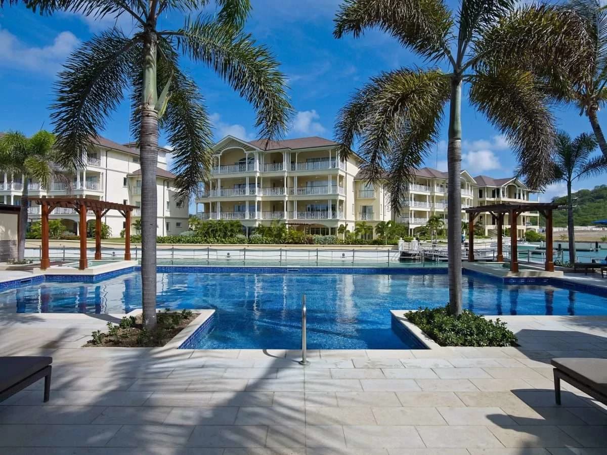 401 The Landings, Rodney Bay. - photo 2