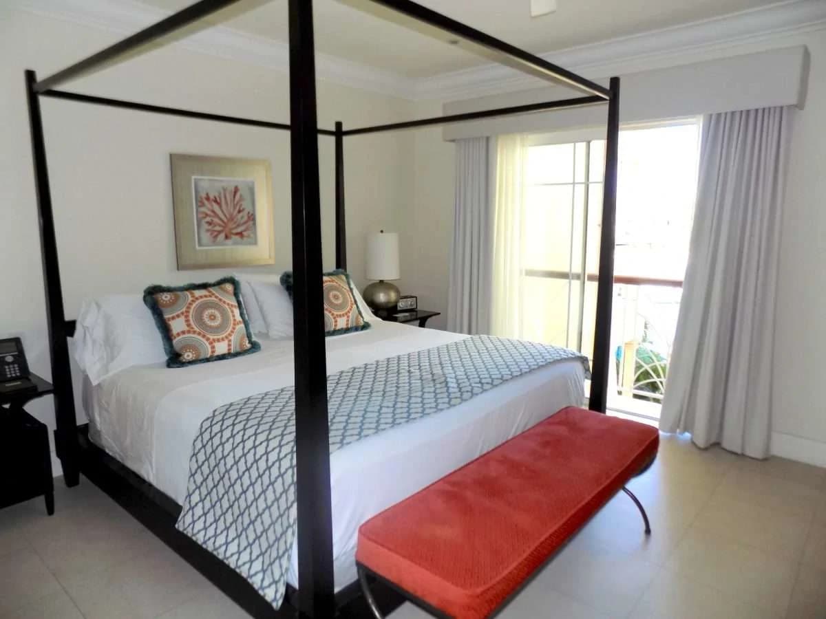 401 The Landings, Rodney Bay. - photo 7
