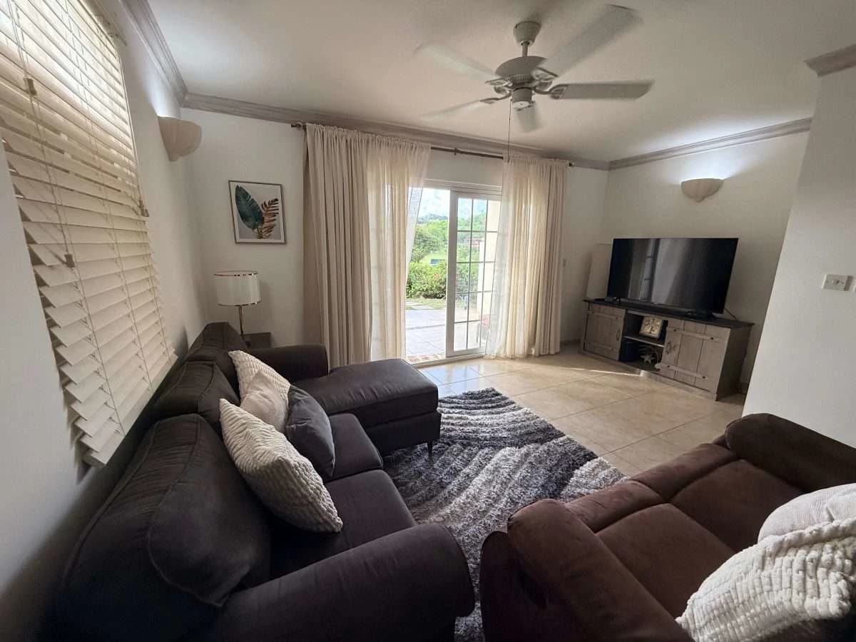 3, Bedroom Townhouse, Villas on the Green. - photo 3