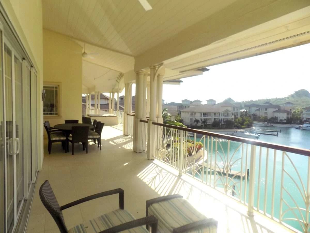 Apt 931, Penthouse, The Landings. - photo 6